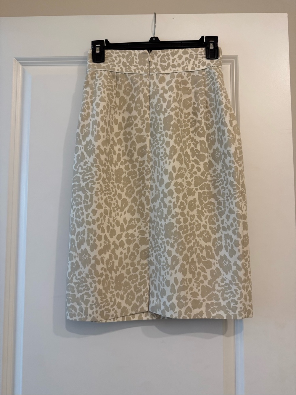 ANTONIO MELANI Beige and Cream Leopard Pencil Skirt